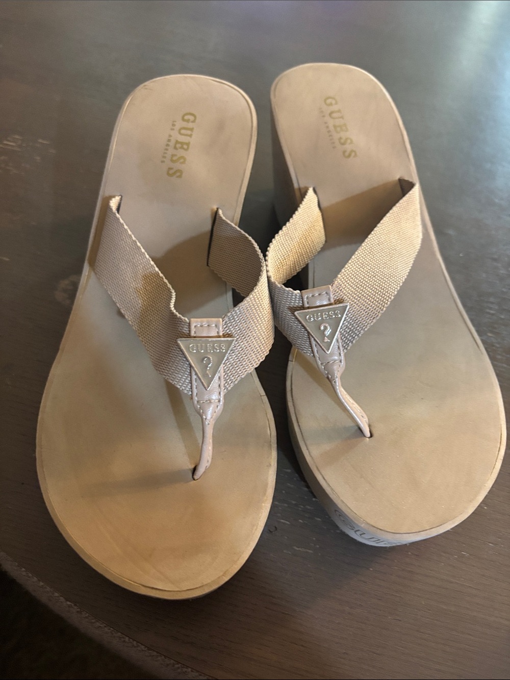 GUESS Neutral Beige Logo-Text Platform Slides